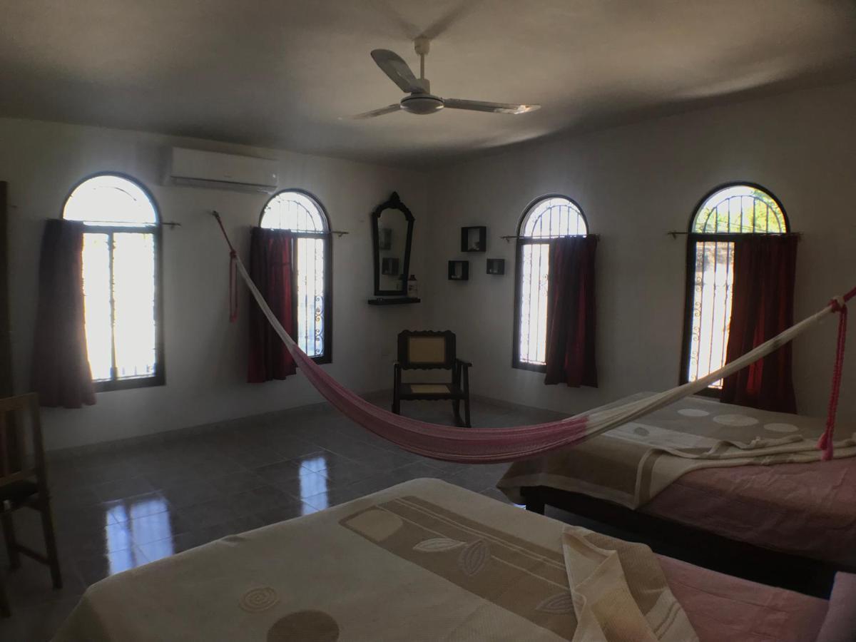 Casa "La 44" Bed and Breakfast Mérida Exteriör bild